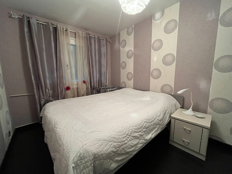 Appartement - 82 m² - 4 pièces