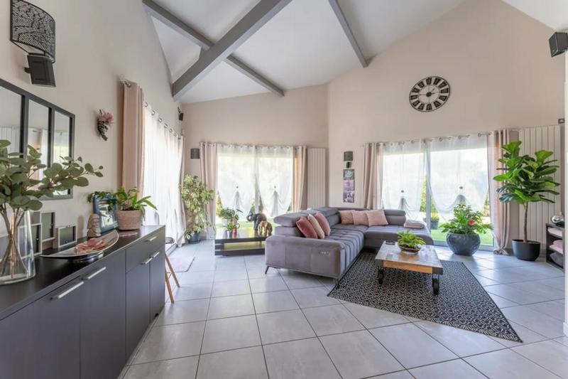 Maison - 196 m² - 6 pièces