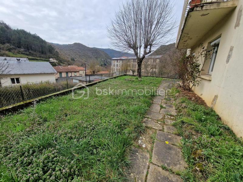 Maison - 167 m² - 6 pièces