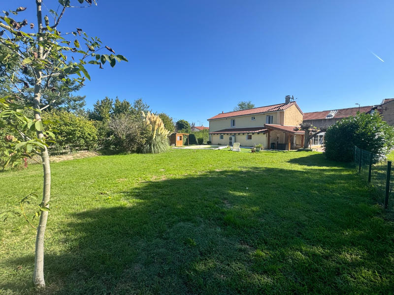 Maison - 140 m² - 6 pièces