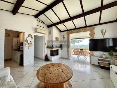 Maison - 148 m² - 8 pièces