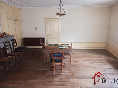 Maison - 320 m² - 11 pièces