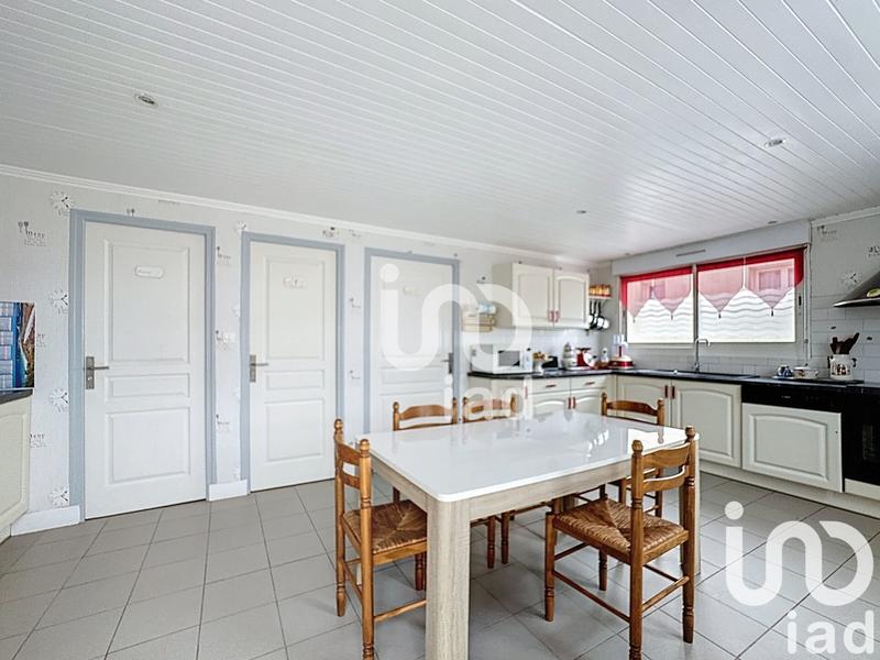 Maison - 128 m² - 7 pièces