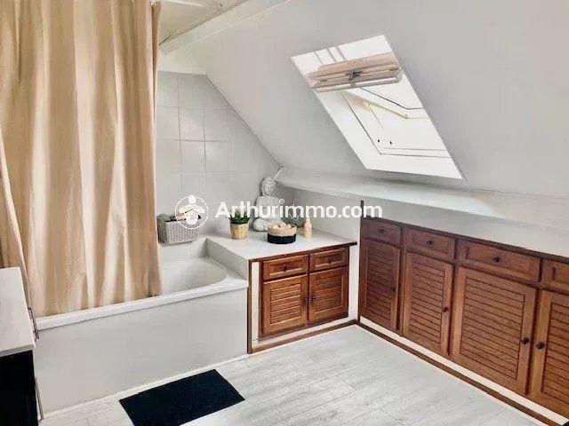 Maison - 100 m² - 6 pièces