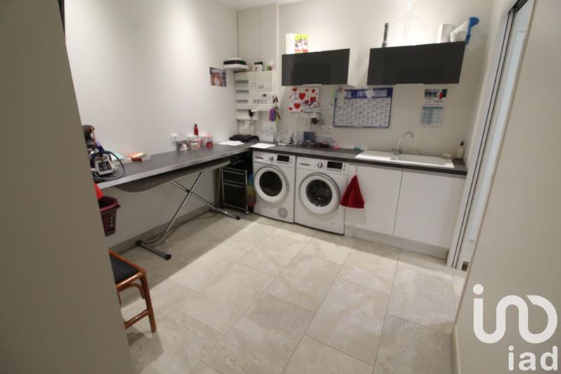 Maison - 186 m² - 7 pièces