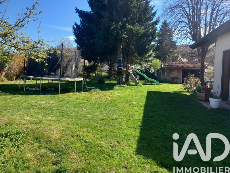 Maison de village - 111 m² - 4 pièces