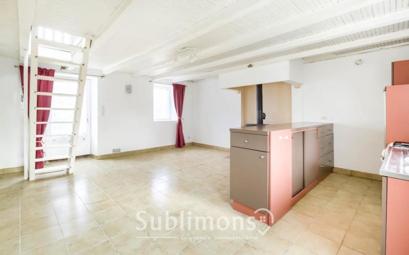 Maison en pierre - 89 m² - 4 pièces