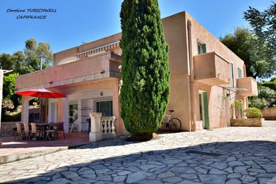 Maison - 205 m² - 10 pièces