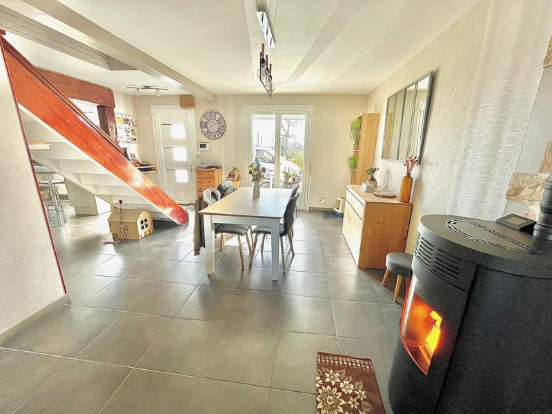 Maison - 127 m² - 6 pièces