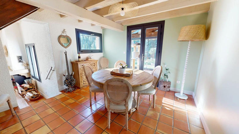 Maison - 183 m² - 7 pièces