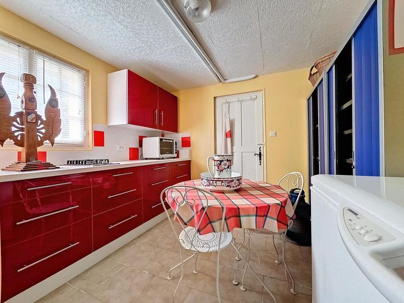 Maison - 179 m² - 6 pièces