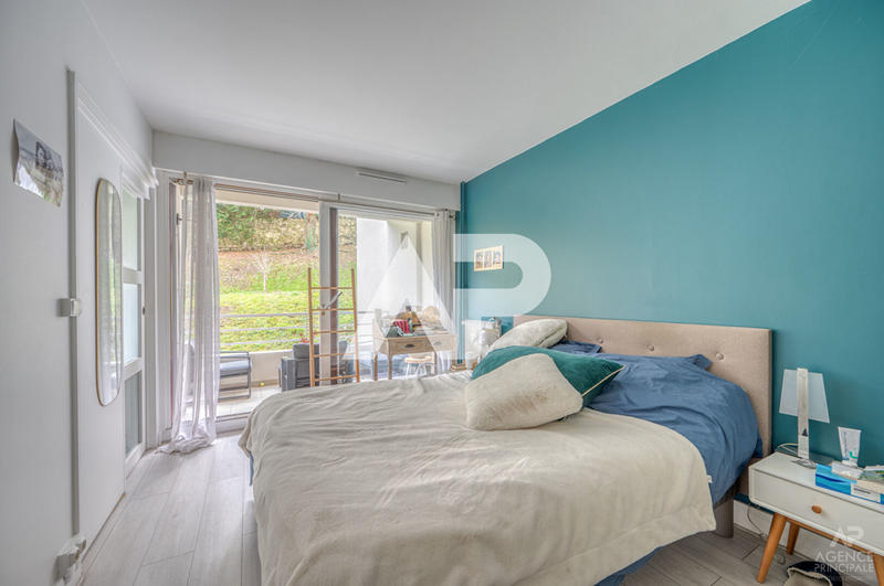 Appartement - 82 m² - 4 pièces