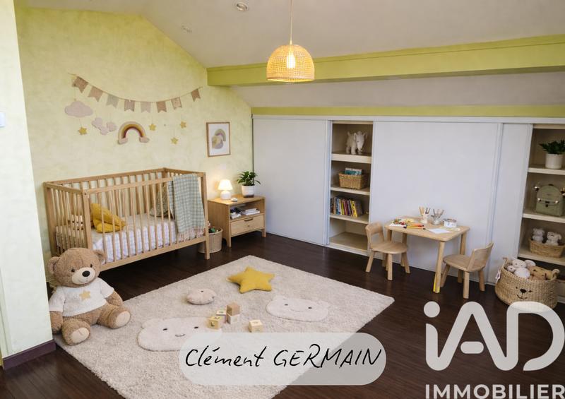 Maison - 192 m² - 7 pièces