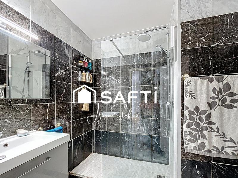 Appartement - 105 m² - 5 pièces