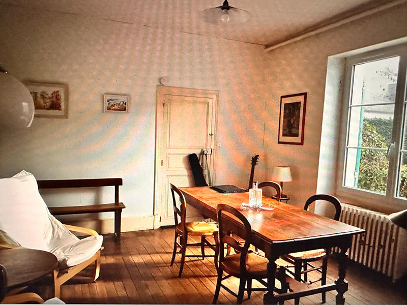 Maison - 305 m² - 10 pièces