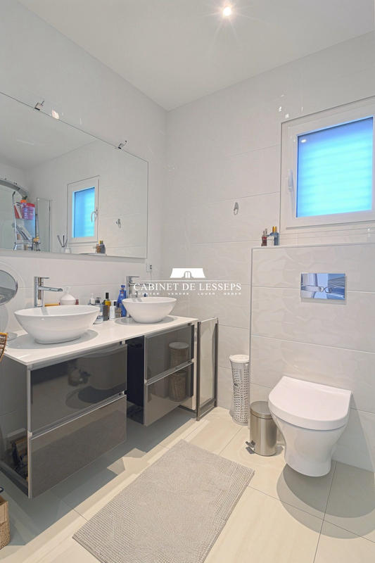 Maison - 152 m² - 6 pièces