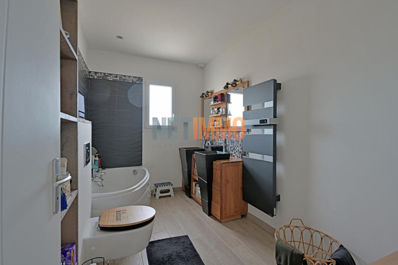 Villa - 106 m² - 5 pièces