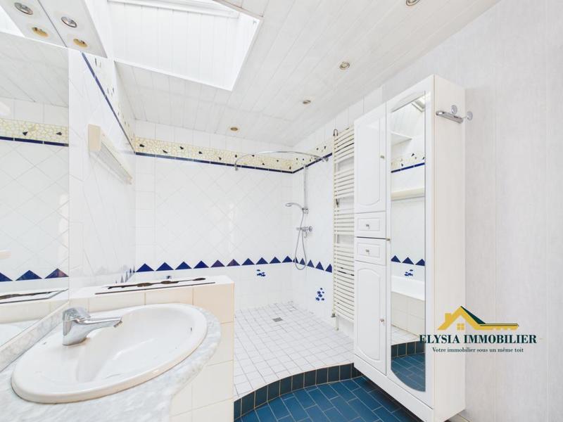 Maison - 101 m² - 4 pièces