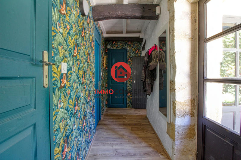 Maison ancienne - 205 m² - 9 pièces