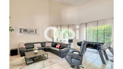 Villa - 220 m² - 7 pièces