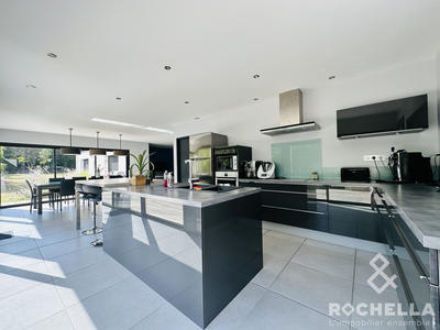 Maison contemporaine - 175 m² - 7 pièces