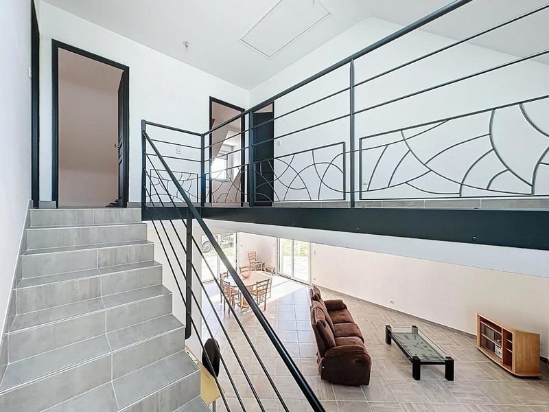 Maison - 139 m² - 6 pièces