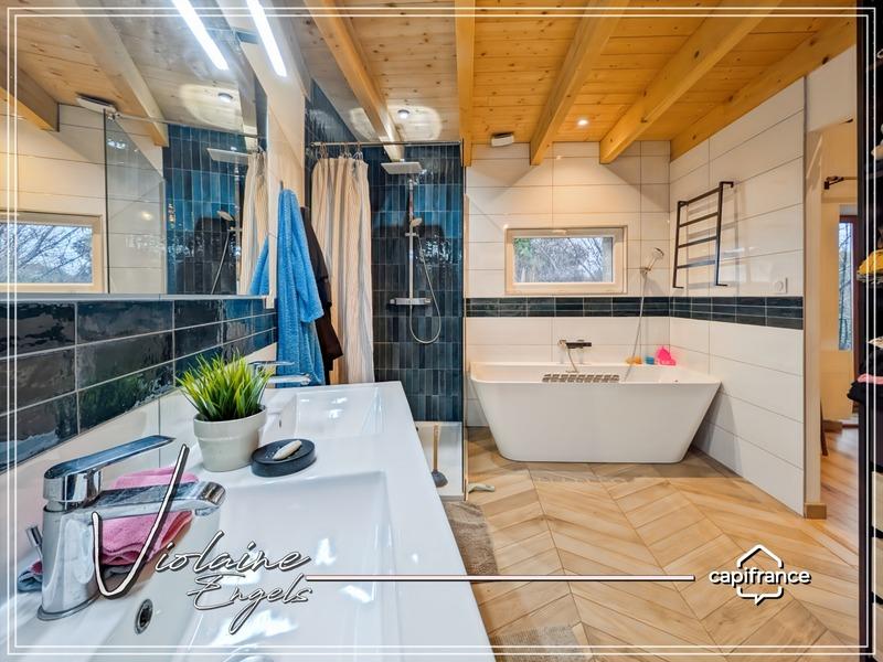 Maison de village - 285 m² - 9 pièces