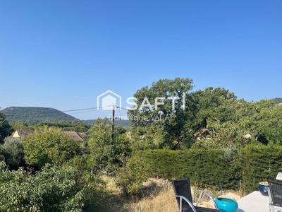 Maison - 120 m² - 4 pièces