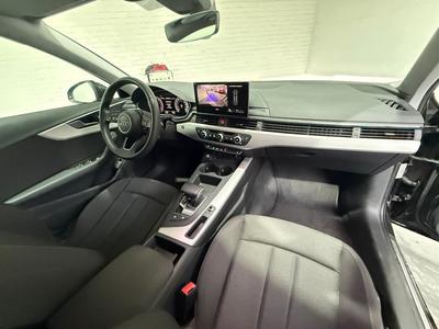 Audi A4 Avant 35 Tfsi 150 s tronic 7 Business Executive