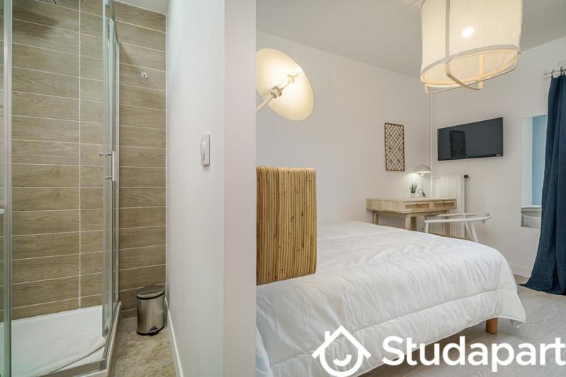 Chambre - 10 m² - 1 pièce