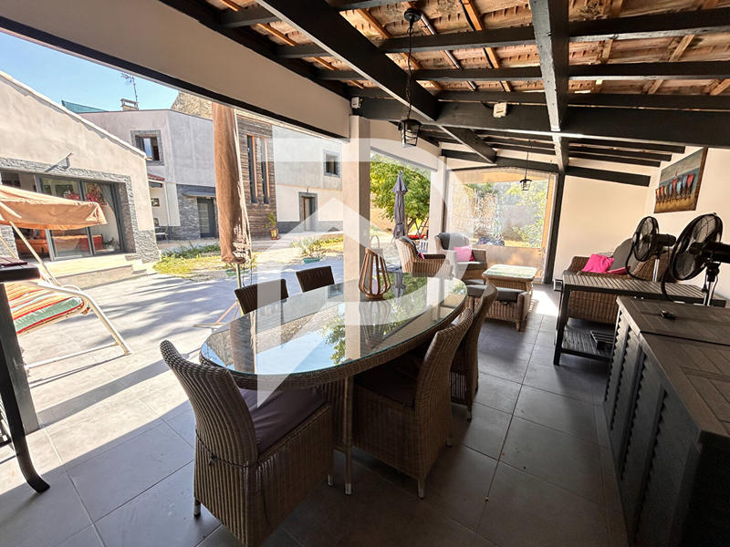 Maison - 171 m² - 6 pièces