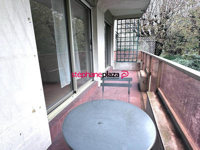 Appartement - 75 m² - 3 pièces