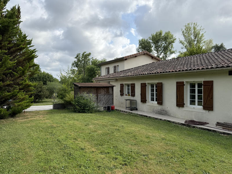 Maison - 159 m² - 7 pièces