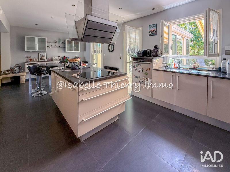 Maison - 146 m² - 5 pièces