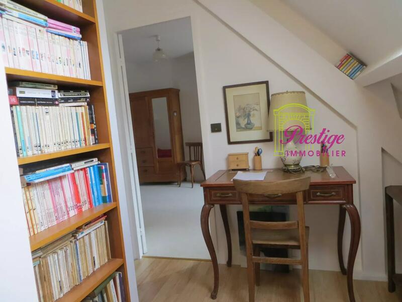 Maison - 166 m² - 7 pièces