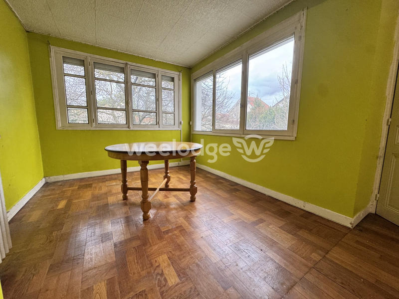 Maison - 94 m² - 5 pièces