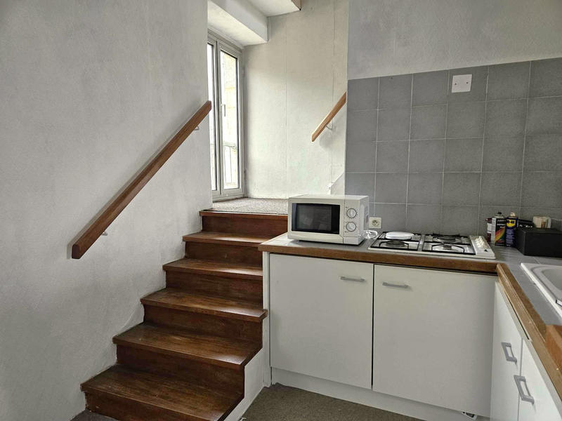 Maison - 250 m² - 10 pièces