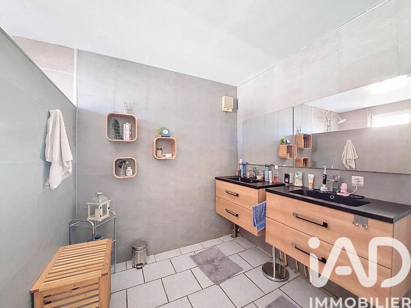 Maison - 176 m² - 6 pièces