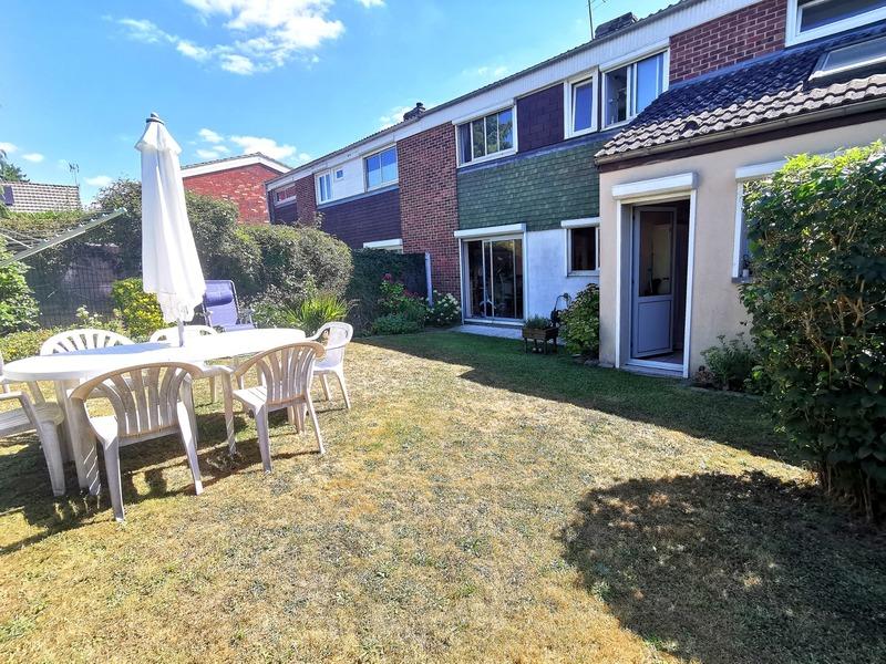 Maison - 111 m² - 6 pièces