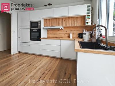 Maison - 156 m² - 6 pièces