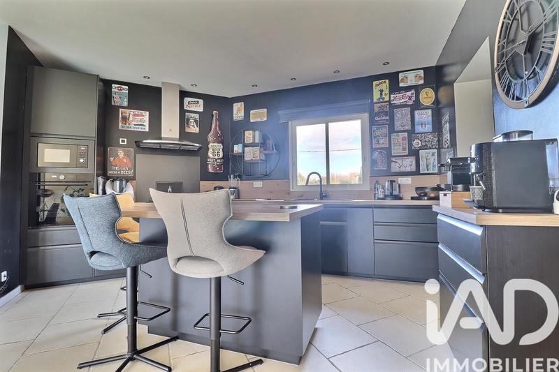 Maison - 142 m² - 6 pièces