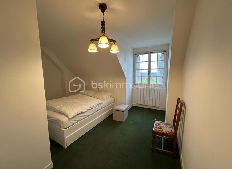 Maison en pierre - 208 m² - 9 pièces