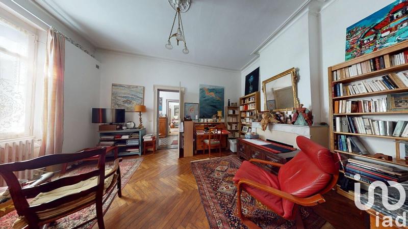 Maison - 328 m² - 10 pièces