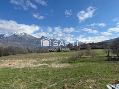 Terrain - 2 499 m²