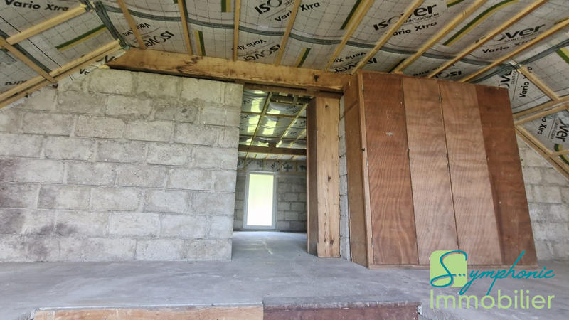 Appartement - 82 m² - 4 pièces