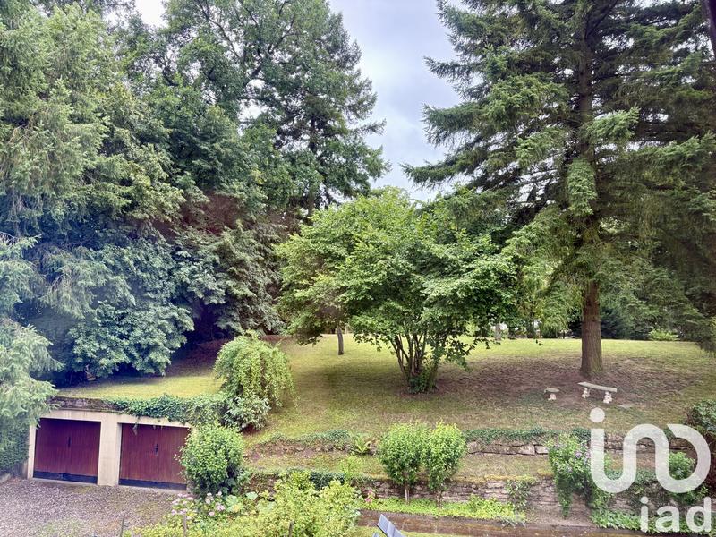 Maison - 307 m² - 11 pièces