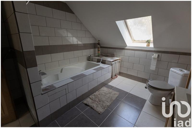 Maison - 546 m² - 13 pièces