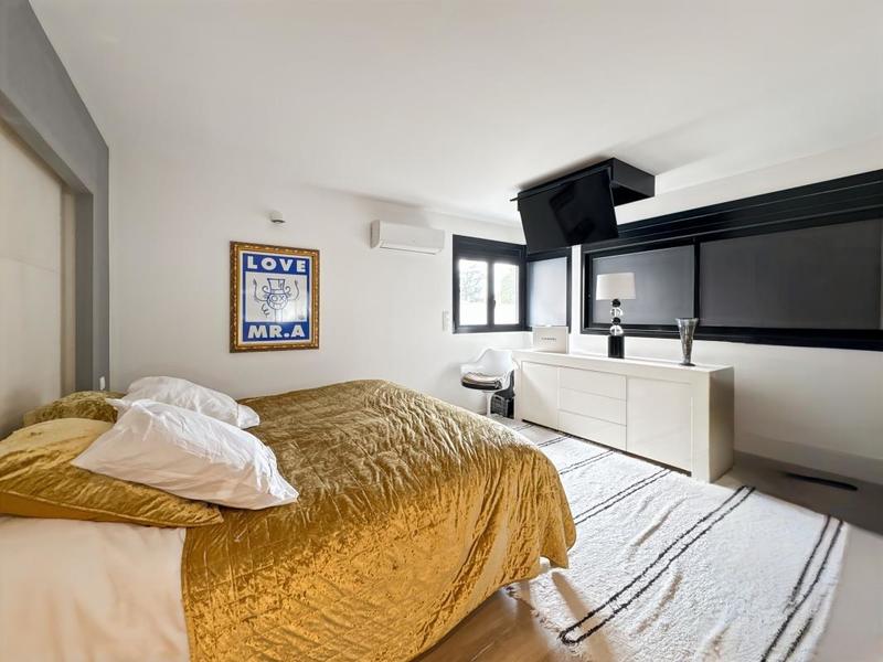 Maison de ville - 260 m² - 6 pièces