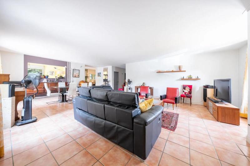 Maison - 288 m² - 7 pièces