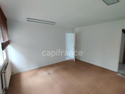 Local commercial - 183 m² - 6 pièces